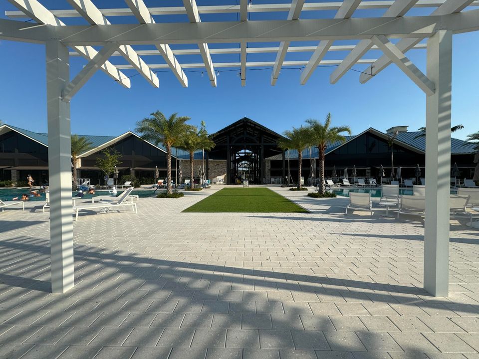 待售: $310,000 (2 贝兹, 2 浴室, 1000 平方英尺)