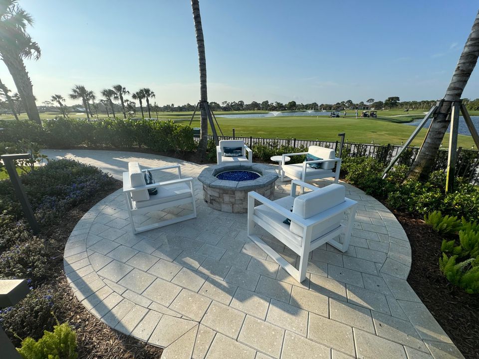 待售: $310,000 (2 贝兹, 2 浴室, 1000 平方英尺)