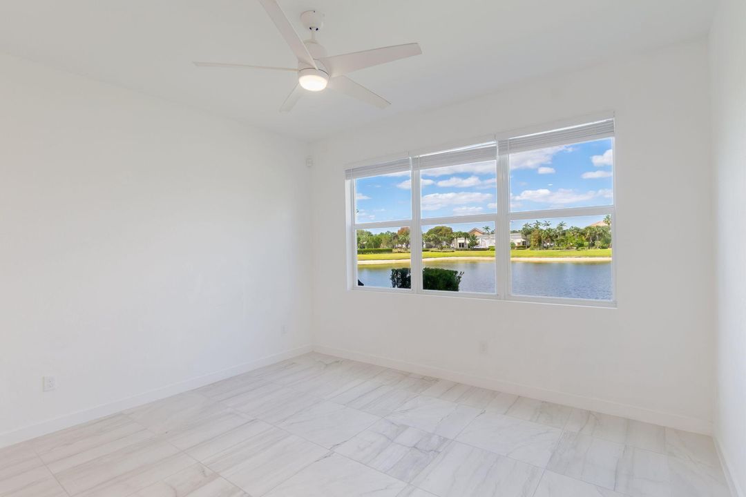 出租: $3,450 (4 贝兹, 3 浴室, 1883 平方英尺)