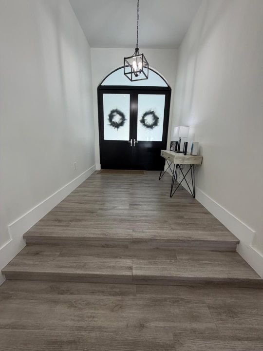 На продажу: $1,680,000 (6 спален, 4 ванн, 3300 Квадратных фут)