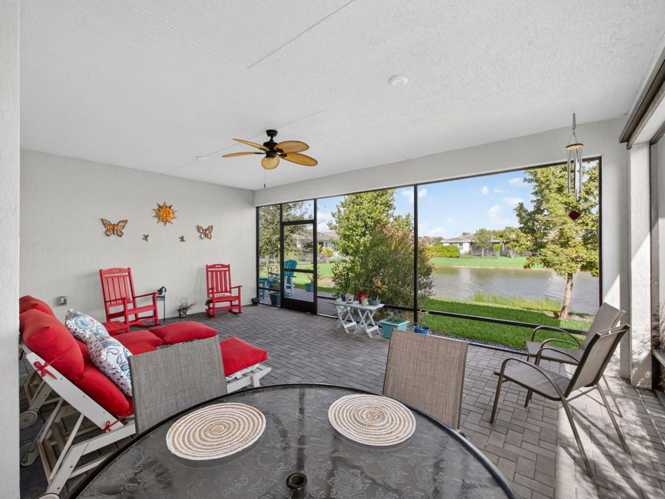 На продажу: $450,000 (2 спален, 2 ванн, 1969 Квадратных фут)