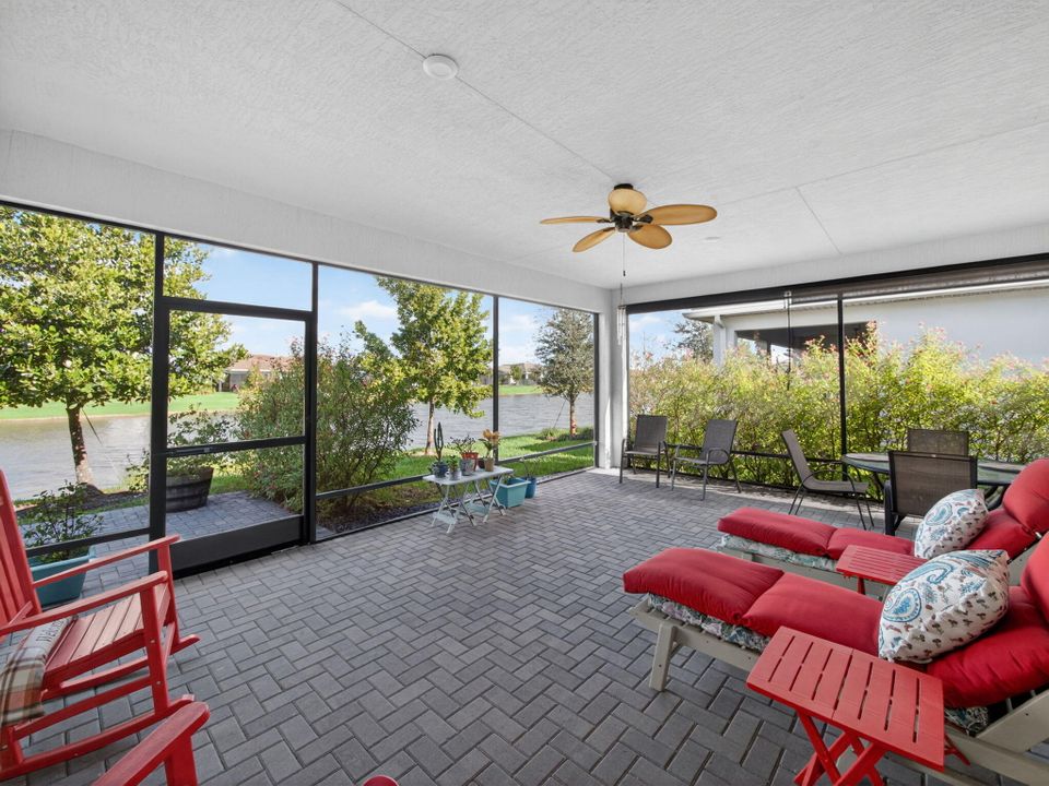 На продажу: $450,000 (2 спален, 2 ванн, 1969 Квадратных фут)