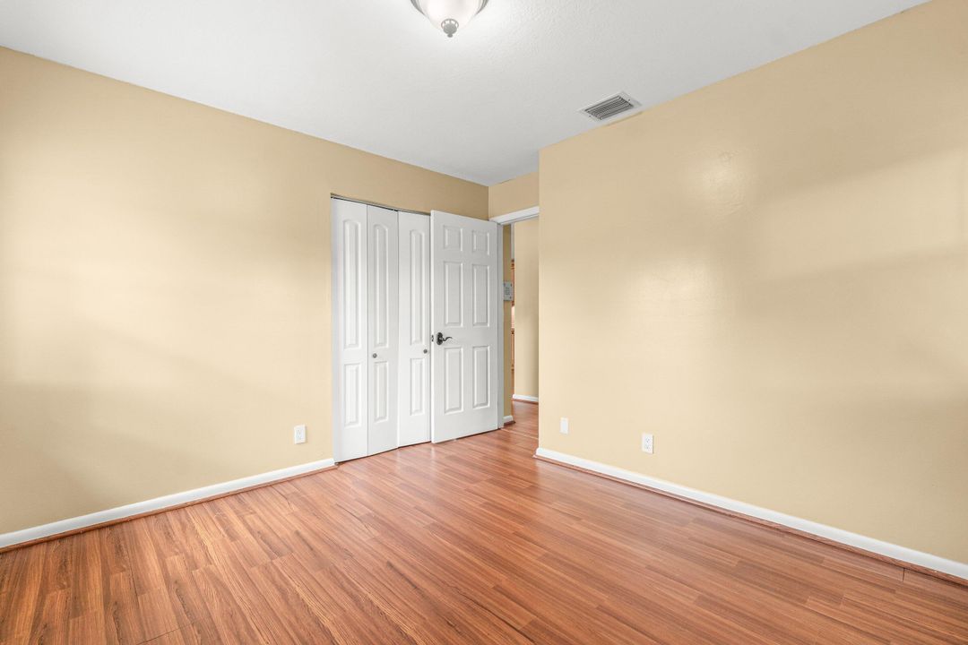 For Rent: $3,000 (3 beds, 2 baths, 1380 Square Feet)