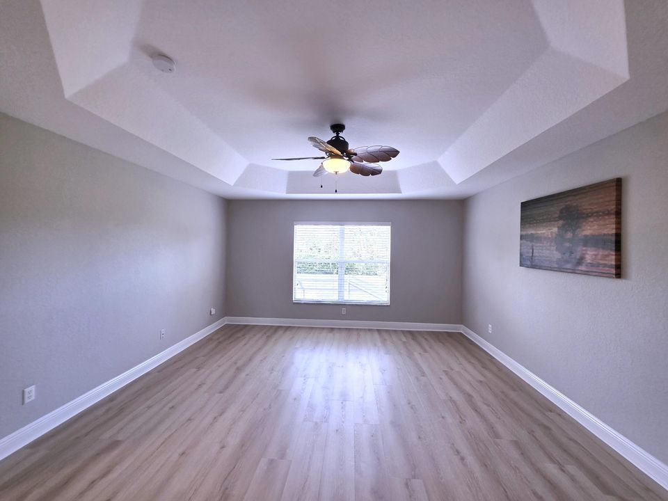 For Rent: $3,000 (4 beds, 2 baths, 2238 Square Feet)