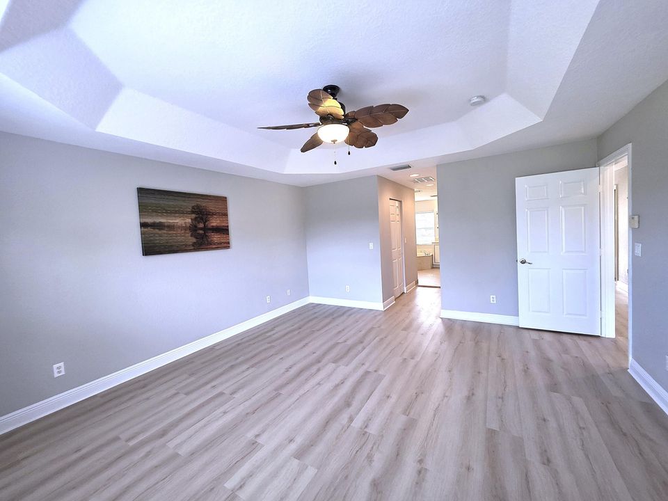 For Rent: $3,000 (4 beds, 2 baths, 2238 Square Feet)