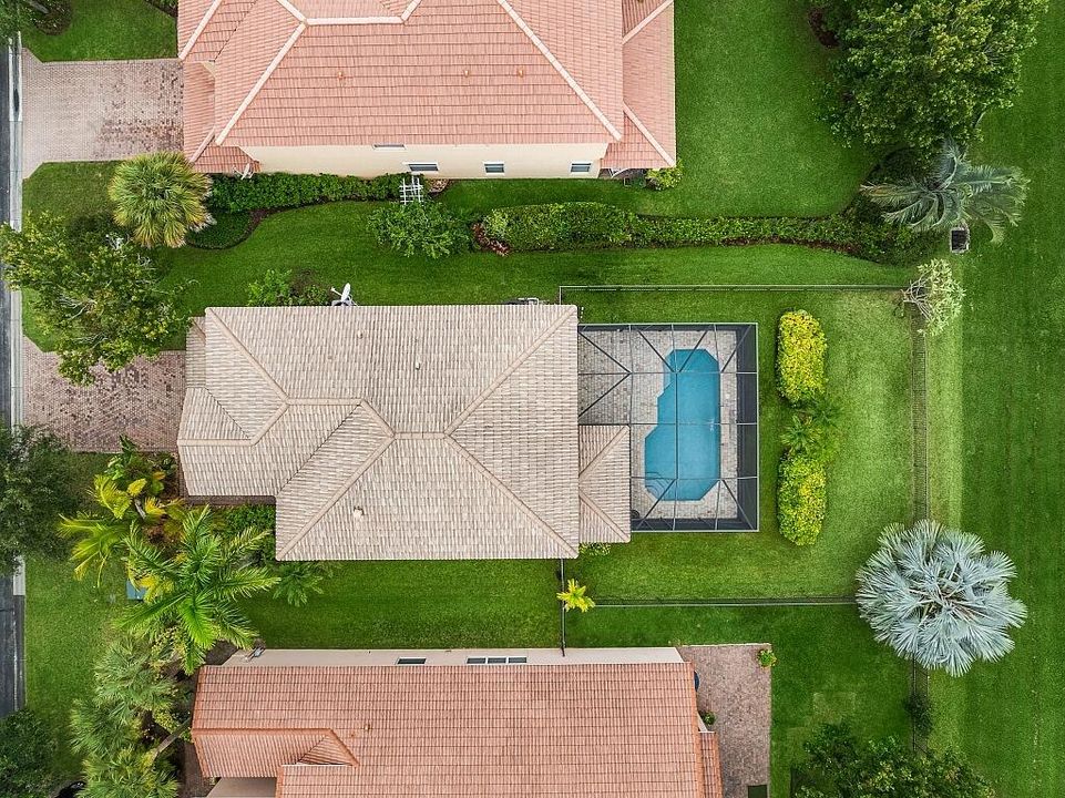 For Rent: $3,000 (4 beds, 2 baths, 2238 Square Feet)