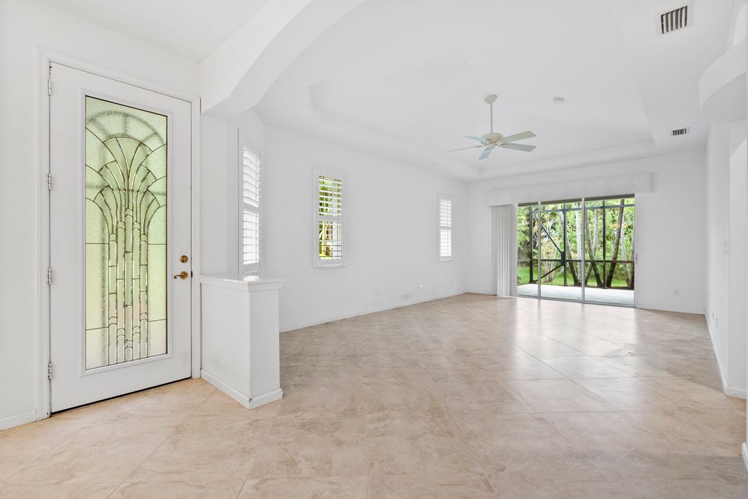 待售: $435,000 (3 贝兹, 2 浴室, 1718 平方英尺)