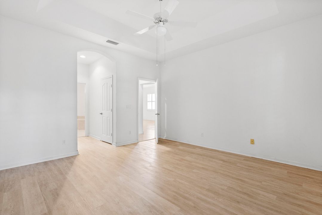 待售: $435,000 (3 贝兹, 2 浴室, 1718 平方英尺)