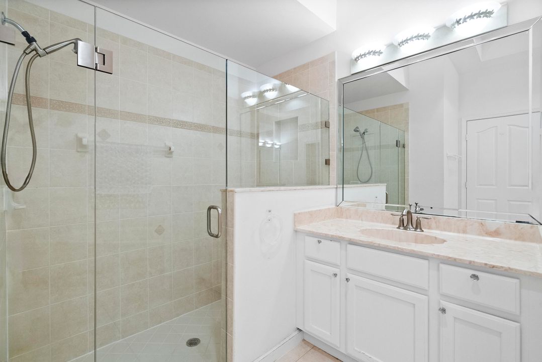 待售: $435,000 (3 贝兹, 2 浴室, 1718 平方英尺)