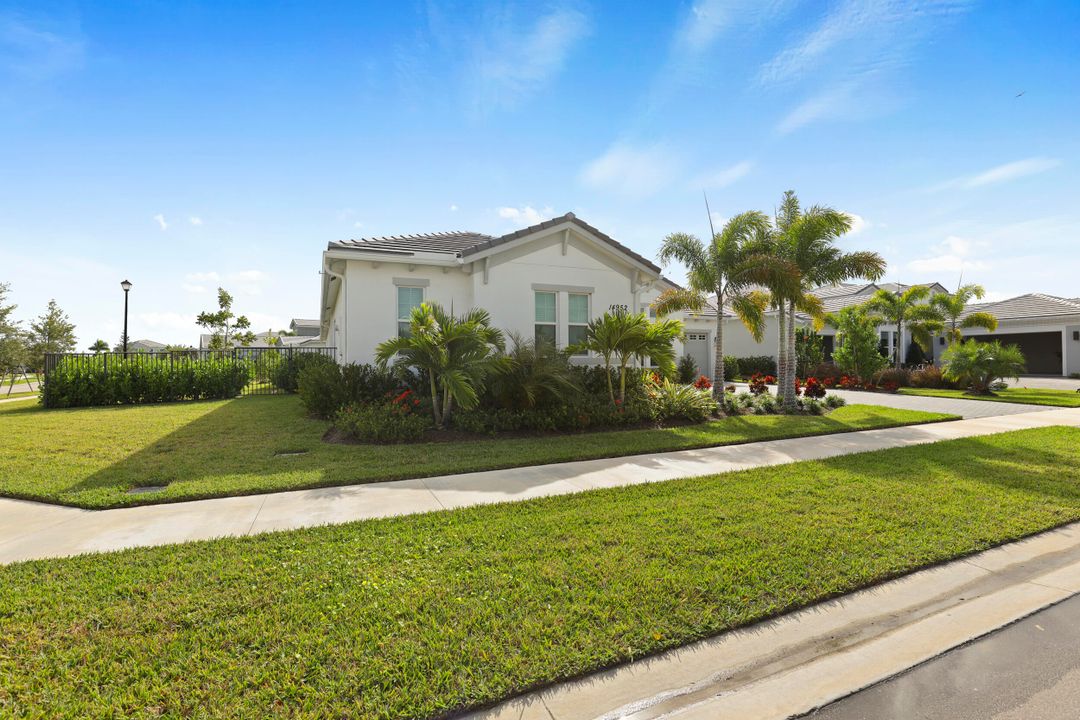 待售: $1,160,000 (4 贝兹, 3 浴室, 3320 平方英尺)