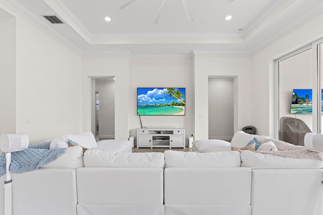 待售: $1,160,000 (4 贝兹, 3 浴室, 3320 平方英尺)