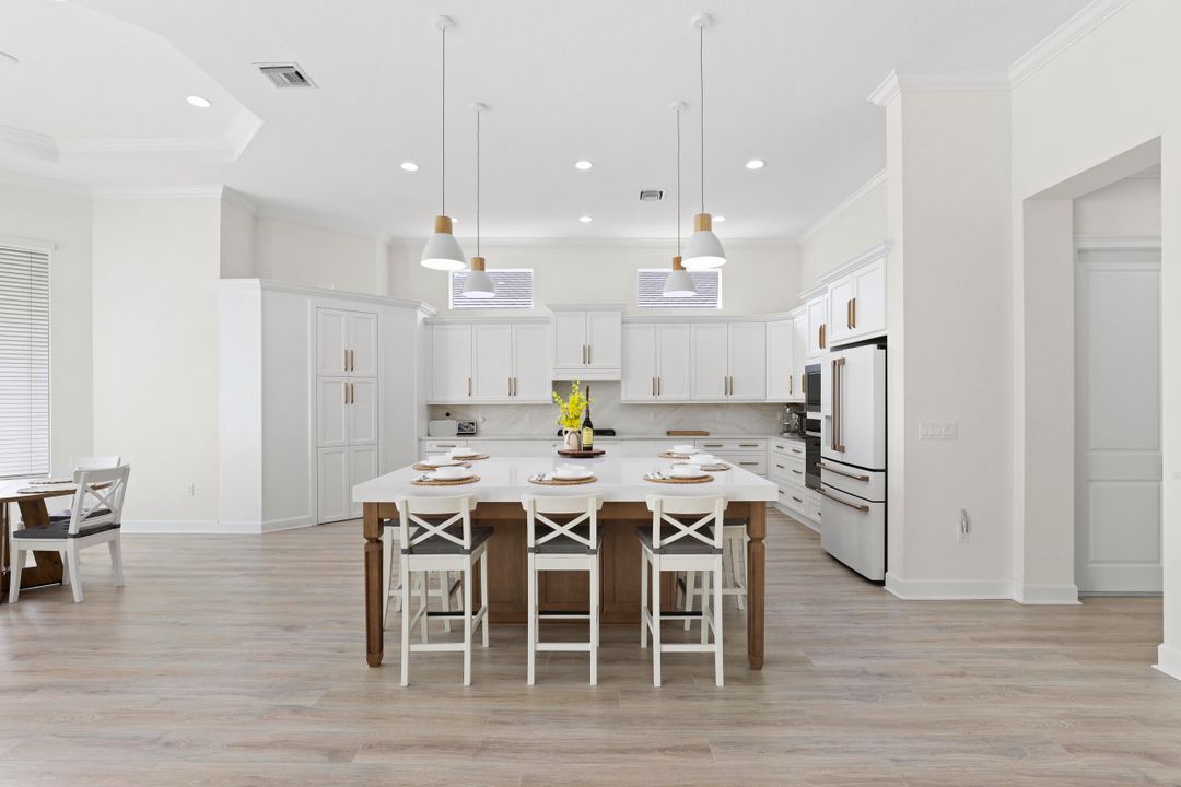 待售: $1,160,000 (4 贝兹, 3 浴室, 3320 平方英尺)