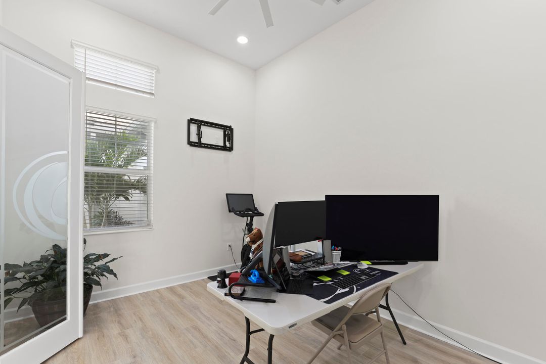 待售: $1,160,000 (4 贝兹, 3 浴室, 3320 平方英尺)