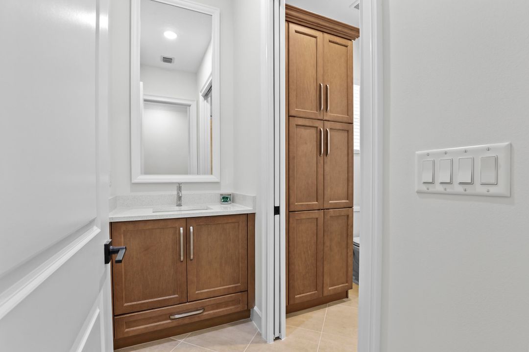 待售: $1,160,000 (4 贝兹, 3 浴室, 3320 平方英尺)