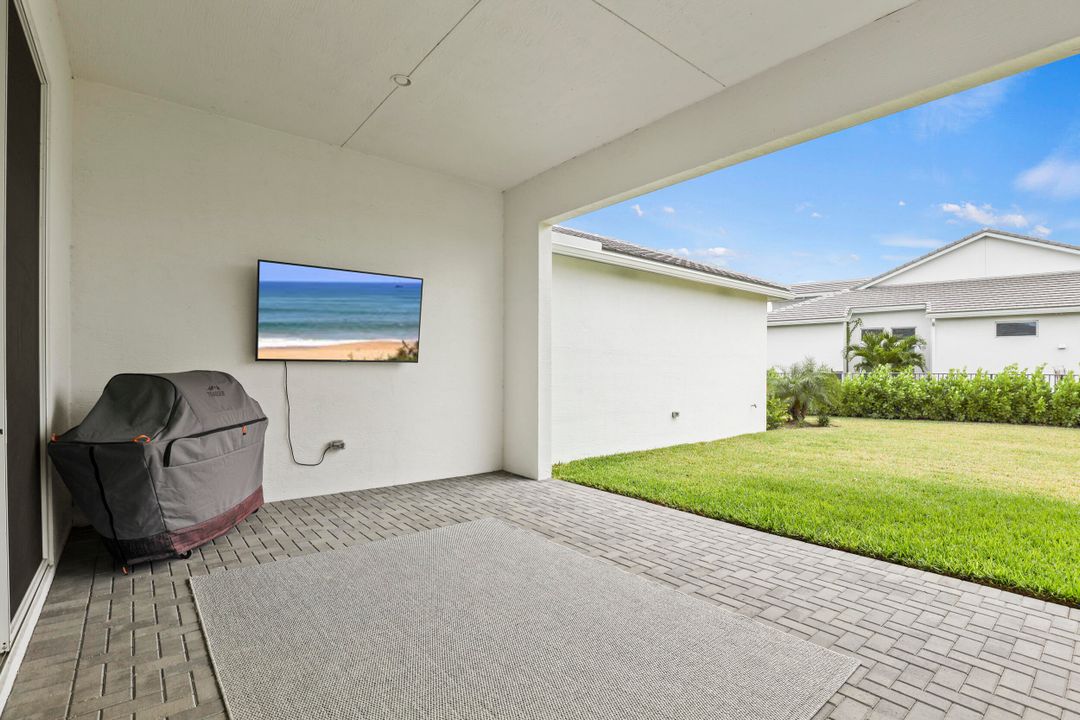 待售: $1,160,000 (4 贝兹, 3 浴室, 3320 平方英尺)