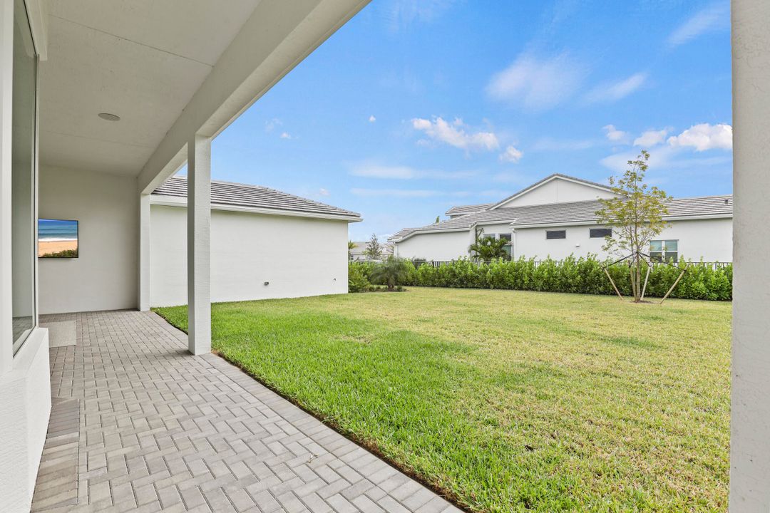 待售: $1,160,000 (4 贝兹, 3 浴室, 3320 平方英尺)