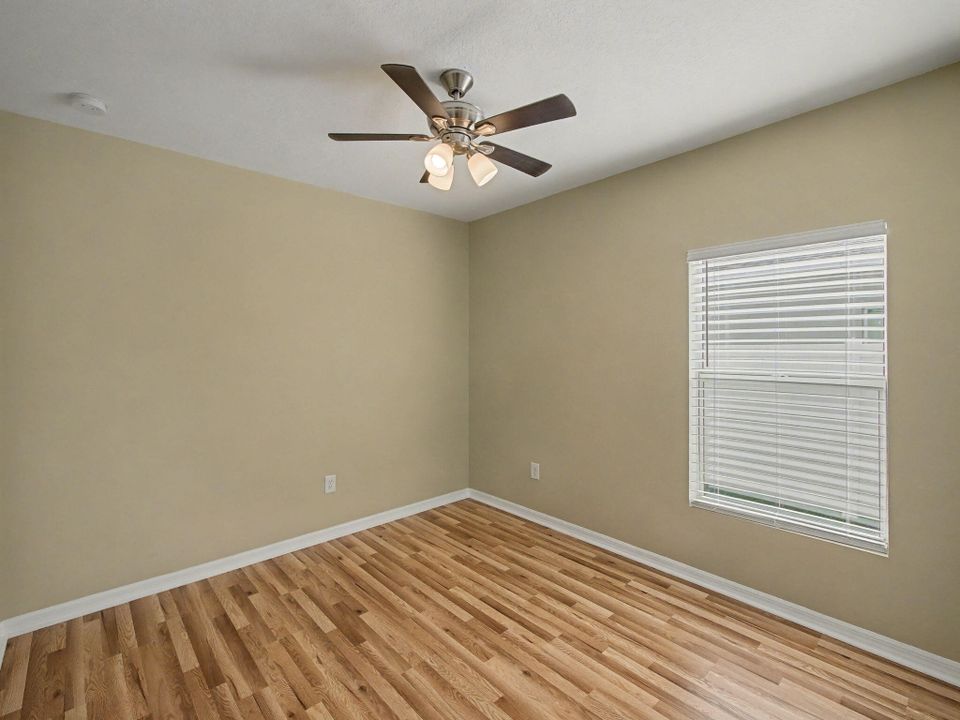 En Venta: $320,000 (3 camas, 2 baños, 1460 Pies cuadrados)