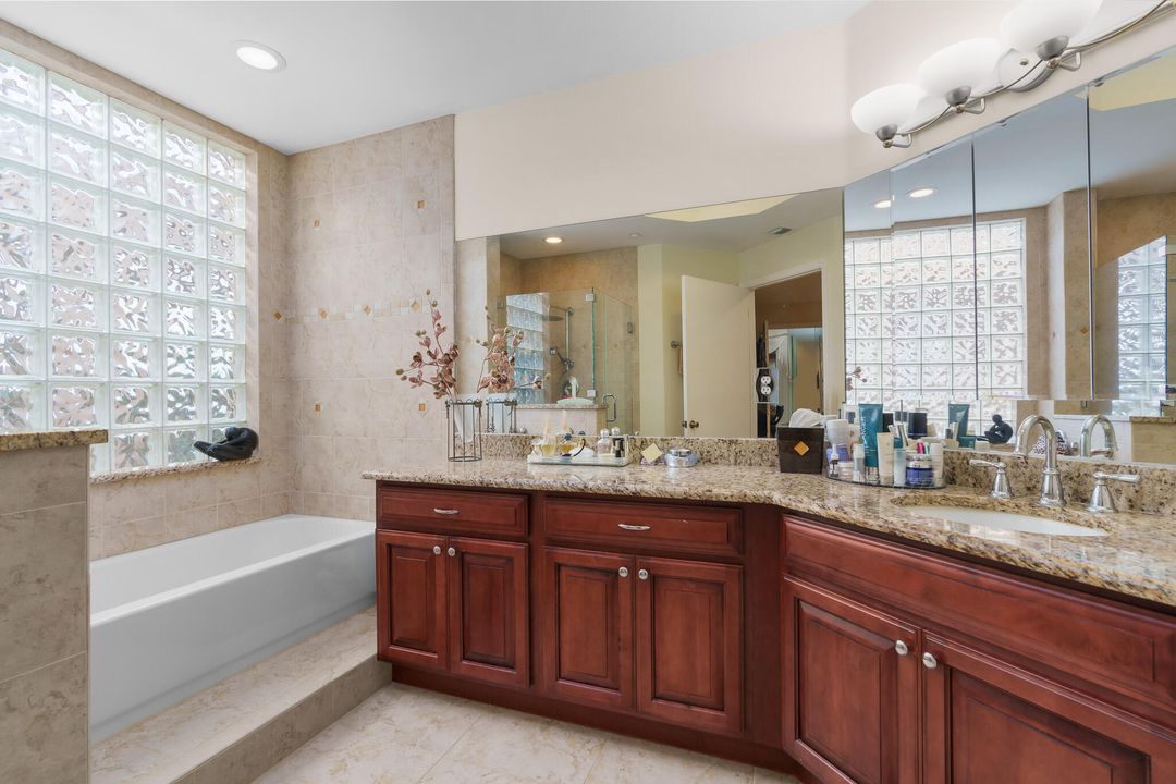 En Venta: $399,990 (3 camas, 2 baños, 1553 Pies cuadrados)