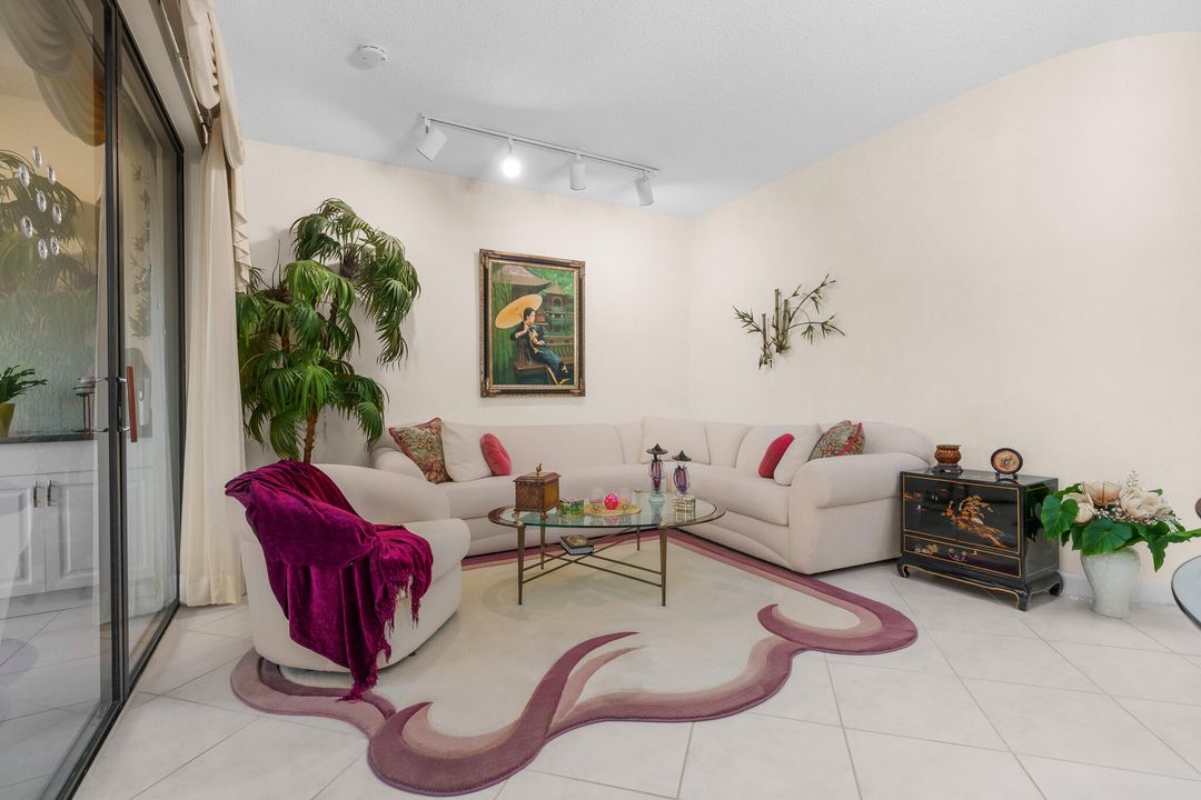 En Venta: $399,990 (3 camas, 2 baños, 1553 Pies cuadrados)