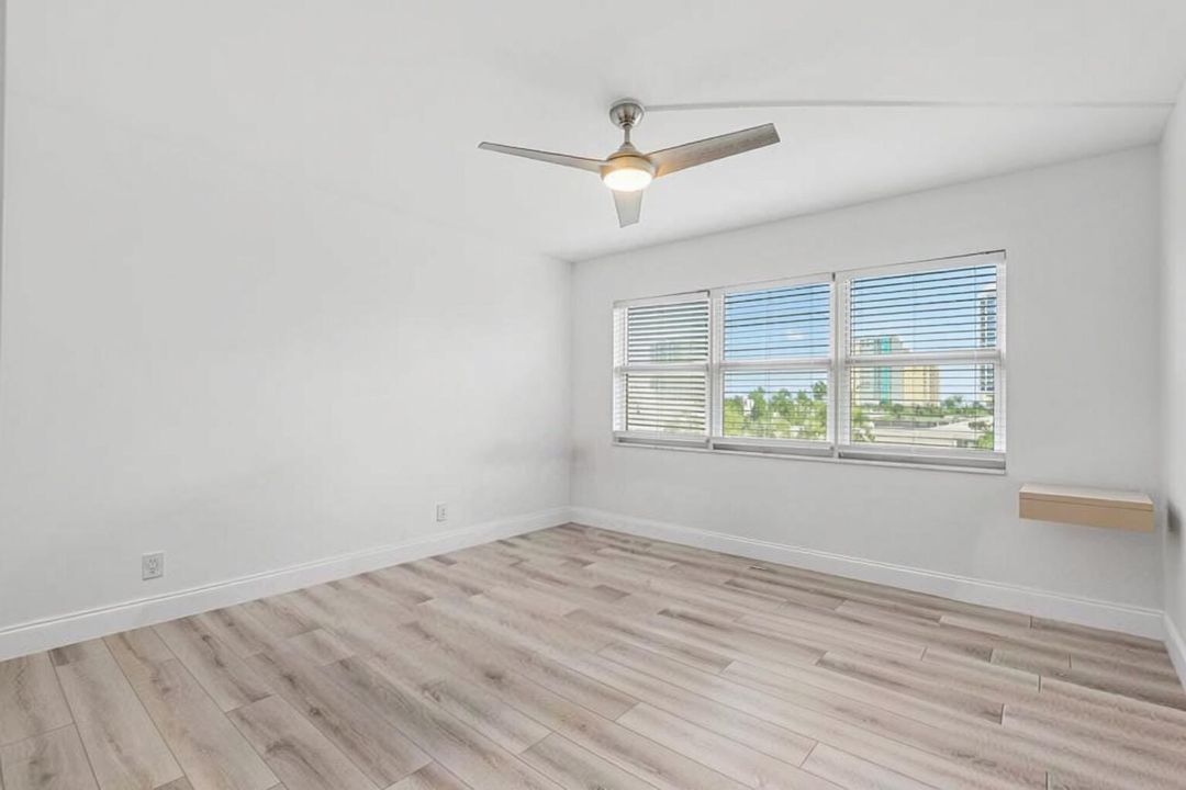 En Venta: $450,000 (2 camas, 2 baños, 1100 Pies cuadrados)