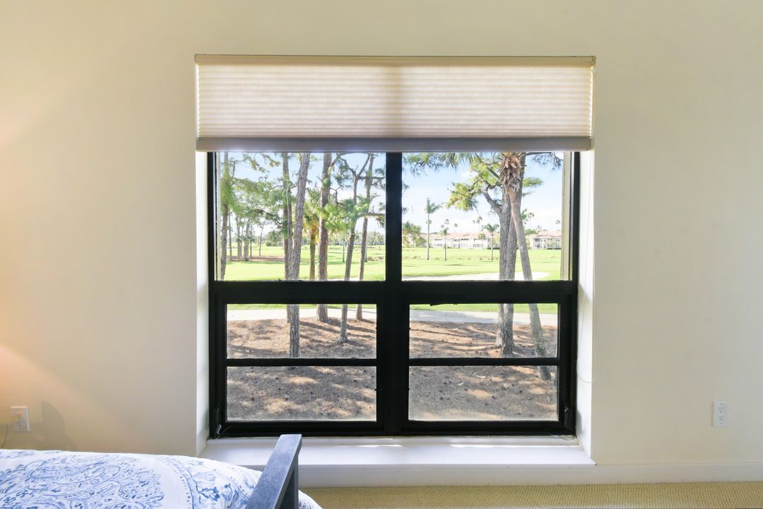 For Sale: $499,000 (2 beds, 2 baths, 1366 Square Feet)