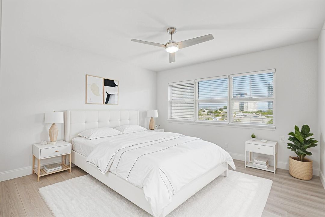 En Venta: $450,000 (2 camas, 2 baños, 1100 Pies cuadrados)