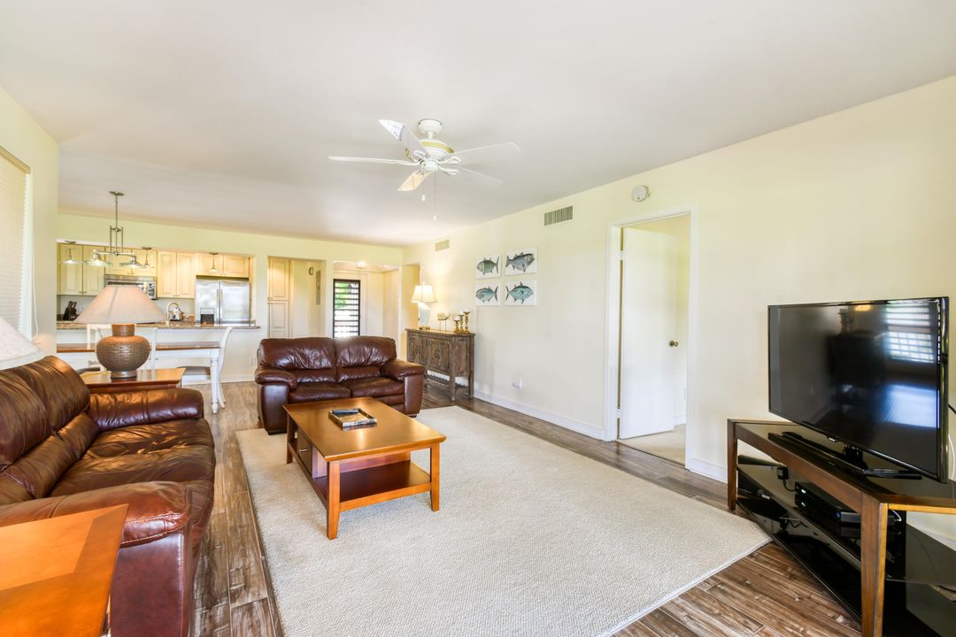 For Sale: $499,000 (2 beds, 2 baths, 1366 Square Feet)