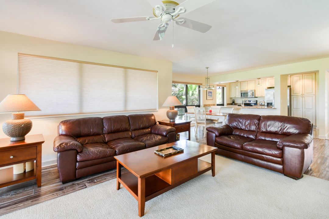 For Sale: $499,000 (2 beds, 2 baths, 1366 Square Feet)