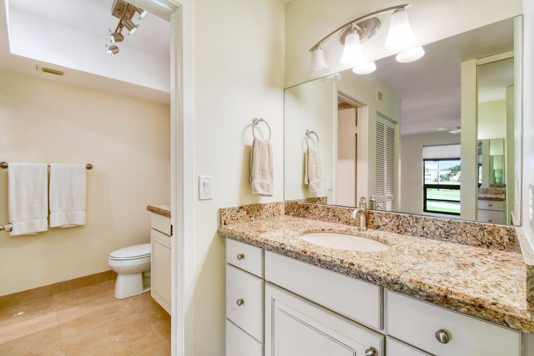 For Sale: $499,000 (2 beds, 2 baths, 1366 Square Feet)