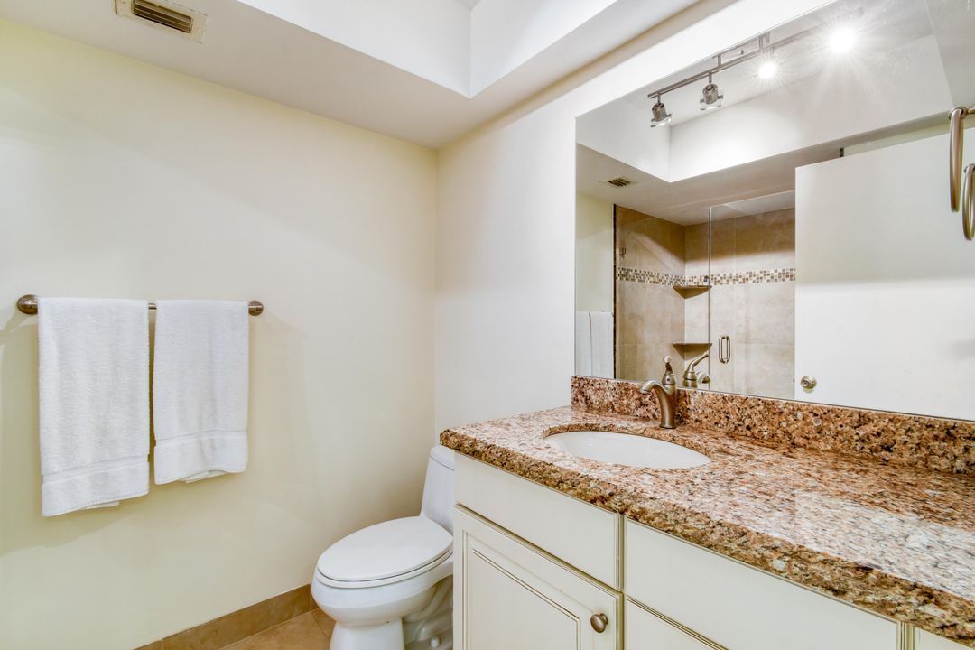 For Sale: $499,000 (2 beds, 2 baths, 1366 Square Feet)
