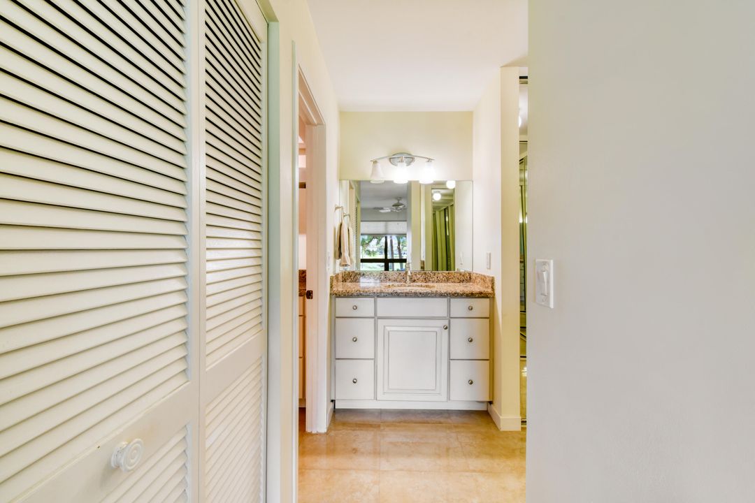 For Sale: $499,000 (2 beds, 2 baths, 1366 Square Feet)