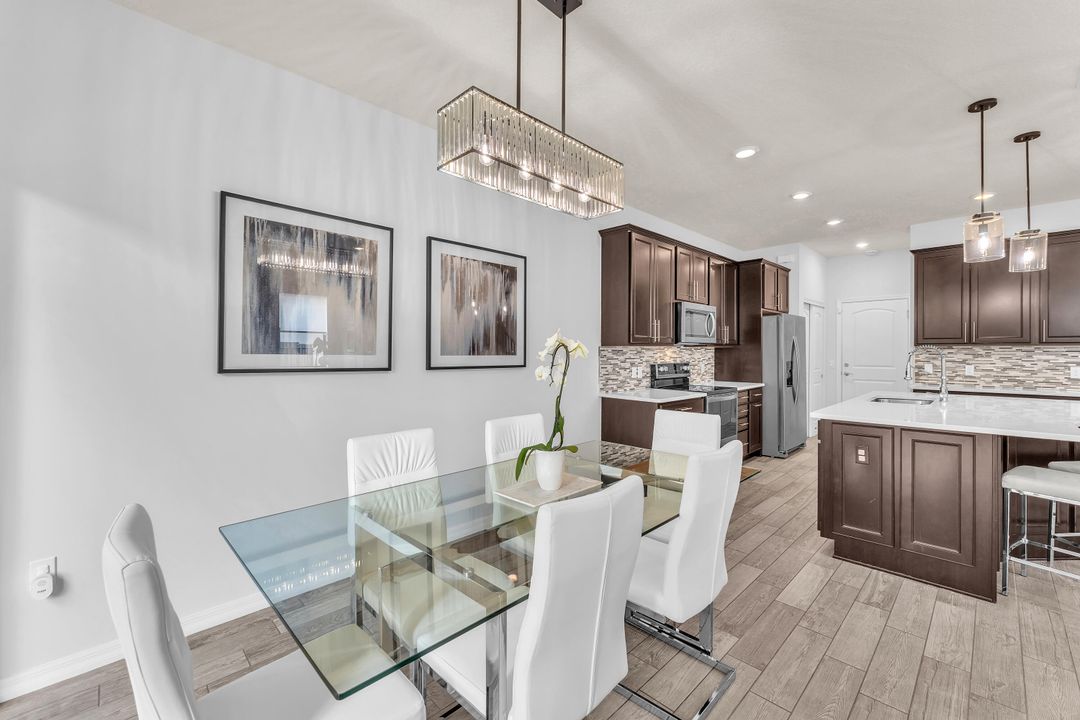 待售: $575,000 (3 贝兹, 2 浴室, 1909 平方英尺)