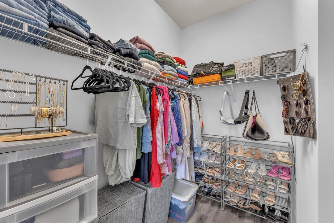 待售: $575,000 (3 贝兹, 2 浴室, 1909 平方英尺)