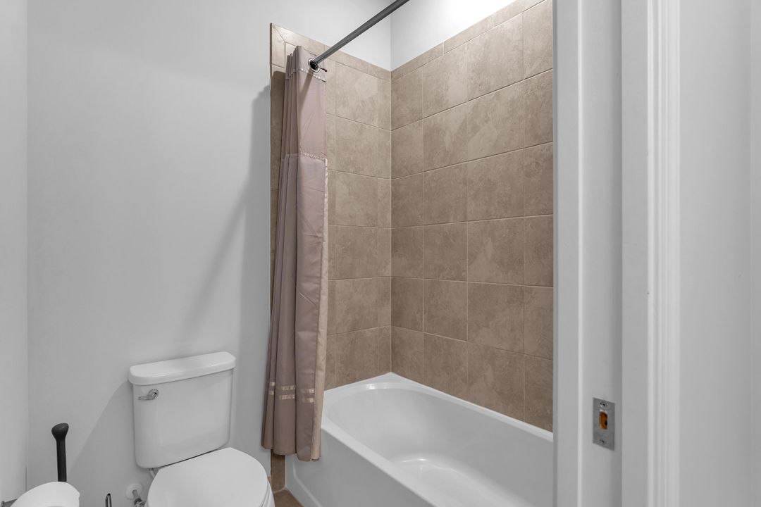 待售: $575,000 (3 贝兹, 2 浴室, 1909 平方英尺)