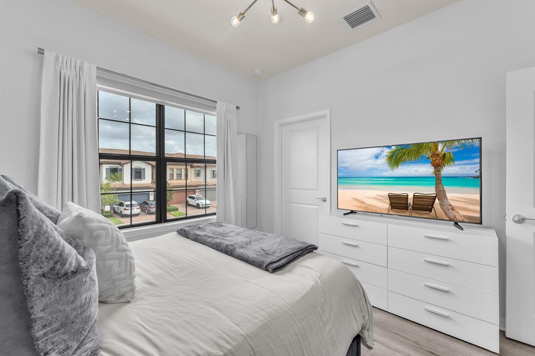 待售: $575,000 (3 贝兹, 2 浴室, 1909 平方英尺)