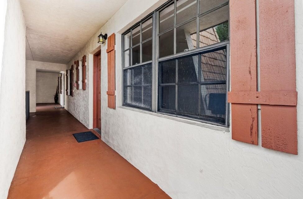 For Rent: $1,850 (2 beds, 2 baths, 883 Square Feet)