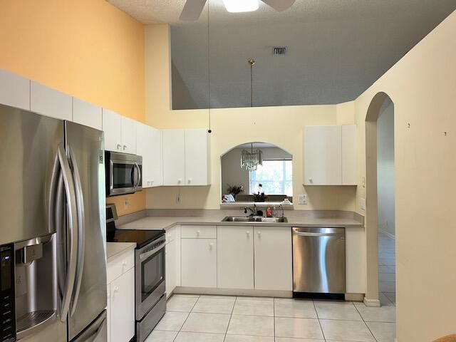 待售: $359,000 (2 贝兹, 2 浴室, 1378 平方英尺)