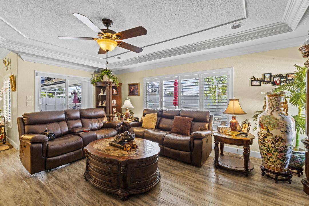 For Sale: $649,900 (3 beds, 2 baths, 2651 Square Feet)