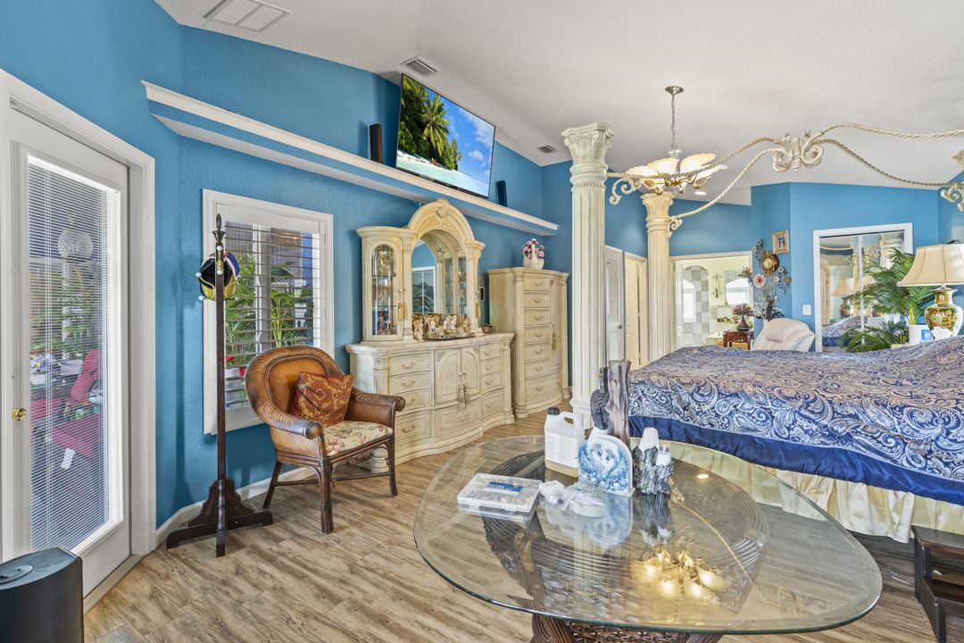 For Sale: $649,900 (3 beds, 2 baths, 2651 Square Feet)