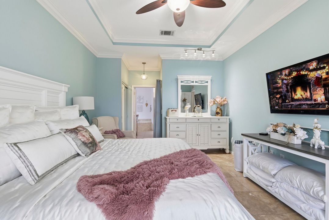 For Sale: $407,770 (4 beds, 2 baths, 1741 Square Feet)