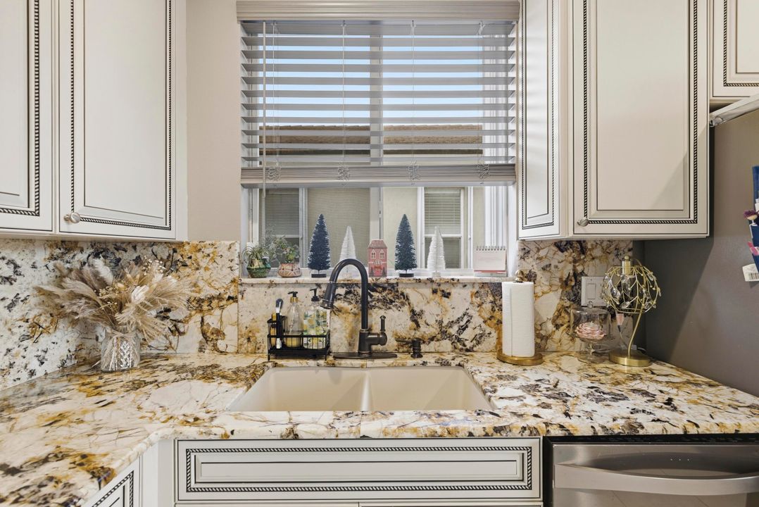 For Sale: $407,770 (4 beds, 2 baths, 1741 Square Feet)