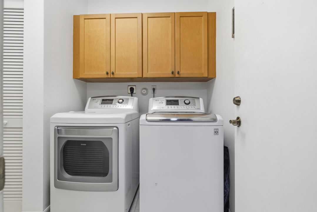 For Sale: $407,770 (4 beds, 2 baths, 1741 Square Feet)