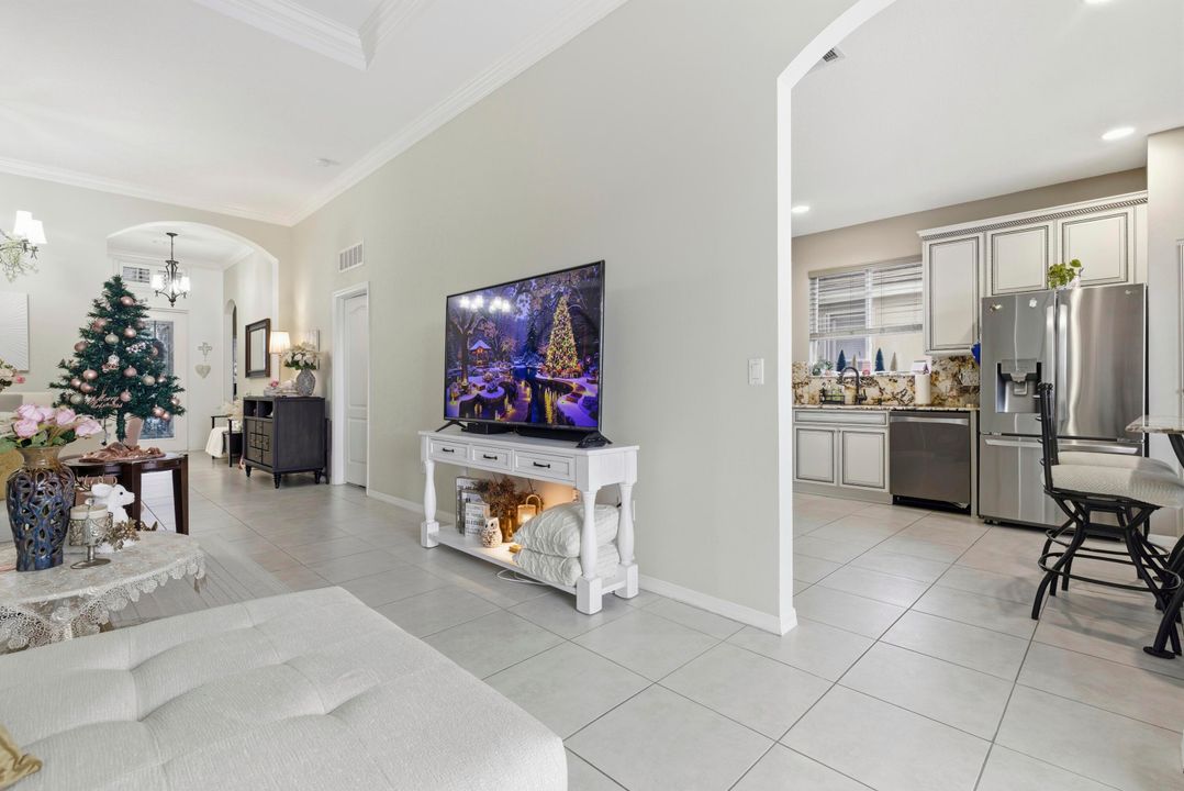 For Sale: $407,770 (4 beds, 2 baths, 1741 Square Feet)