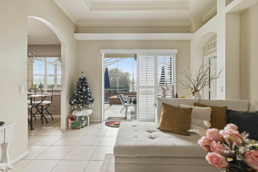 For Sale: $407,770 (4 beds, 2 baths, 1741 Square Feet)