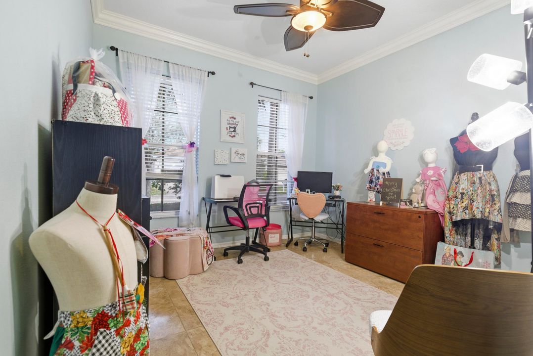 For Sale: $407,770 (4 beds, 2 baths, 1741 Square Feet)