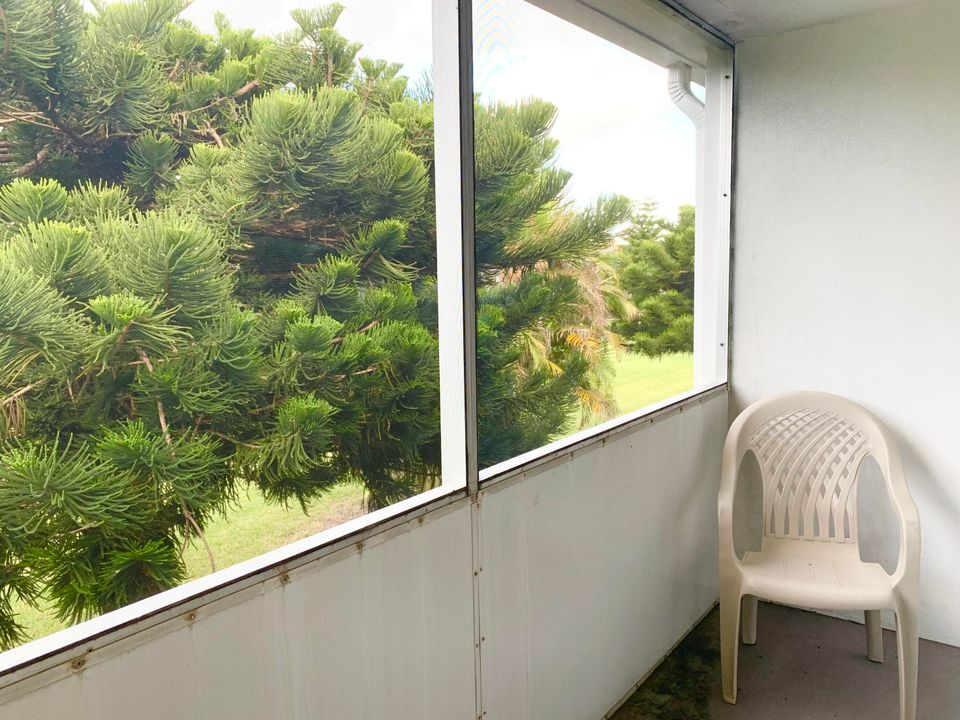 待售: $129,900 (2 贝兹, 1 浴室, 798 平方英尺)