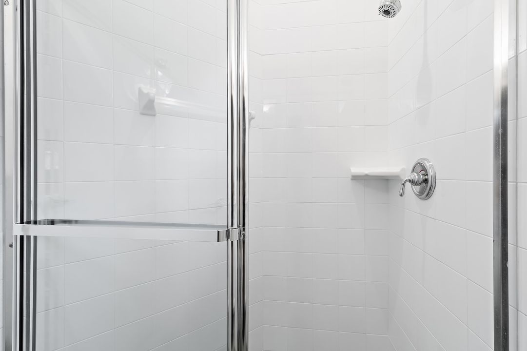 出租: $19,000 (4 贝兹, 4 浴室, 3647 平方英尺)