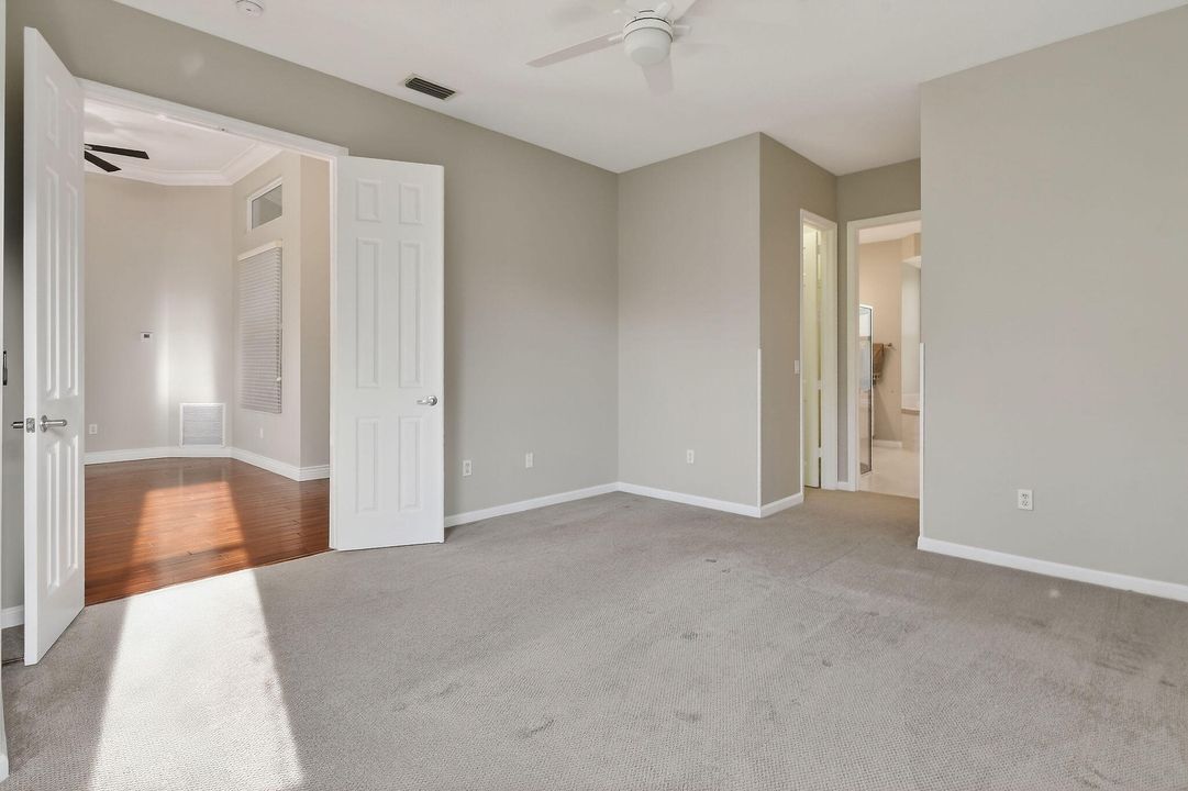 待售: $769,900 (3 贝兹, 3 浴室, 2040 平方英尺)