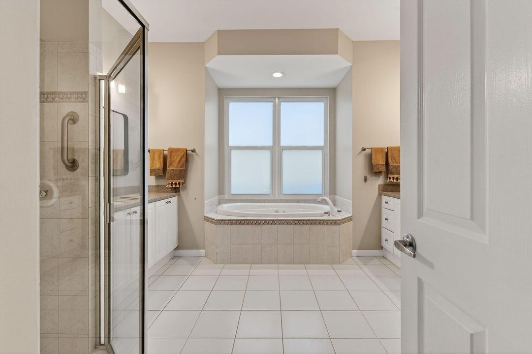 待售: $769,900 (3 贝兹, 3 浴室, 2040 平方英尺)