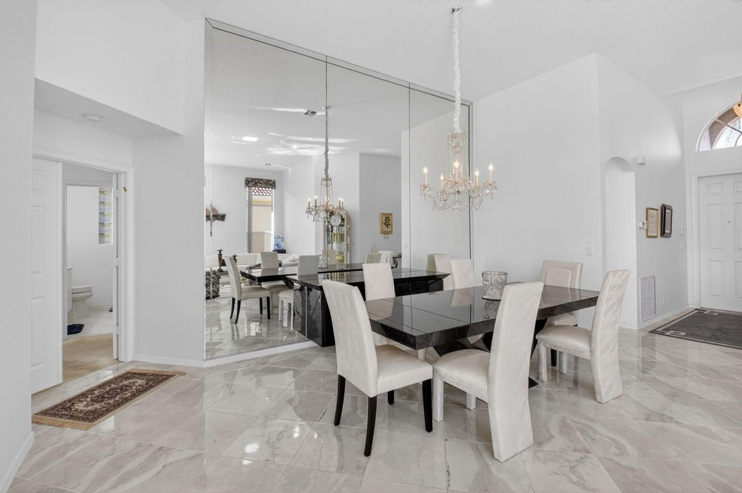 На продажу: $574,900 (2 спален, 2 ванн, 2217 Квадратных фут)